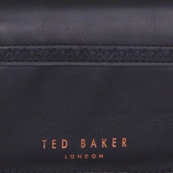 Ted Baker London Manicure Set - Picture 7 of 8